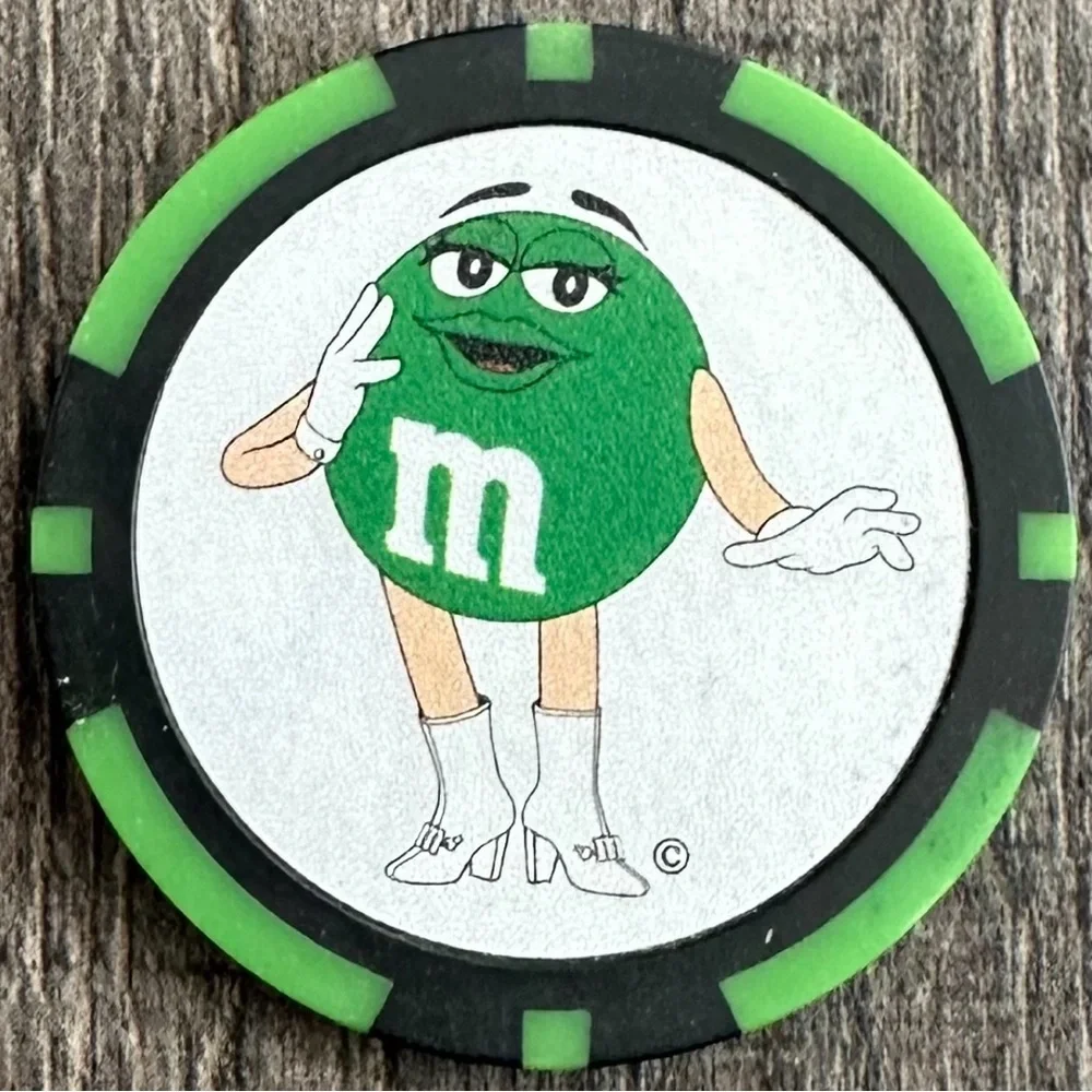💞 M&M’s World Green M&M Collectible Poker Chip